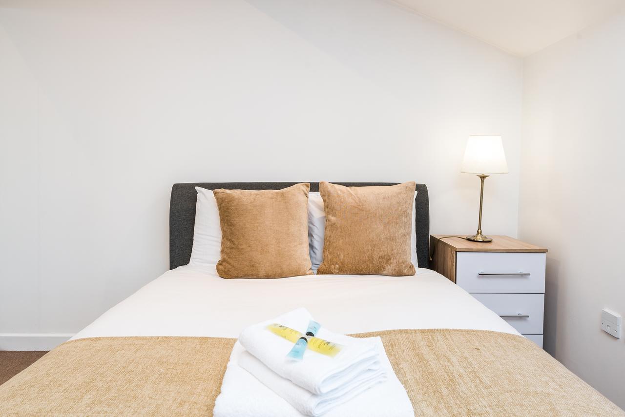 Guest house Riverbank Stay