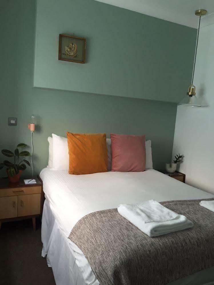 Old Ship Hackney 4*