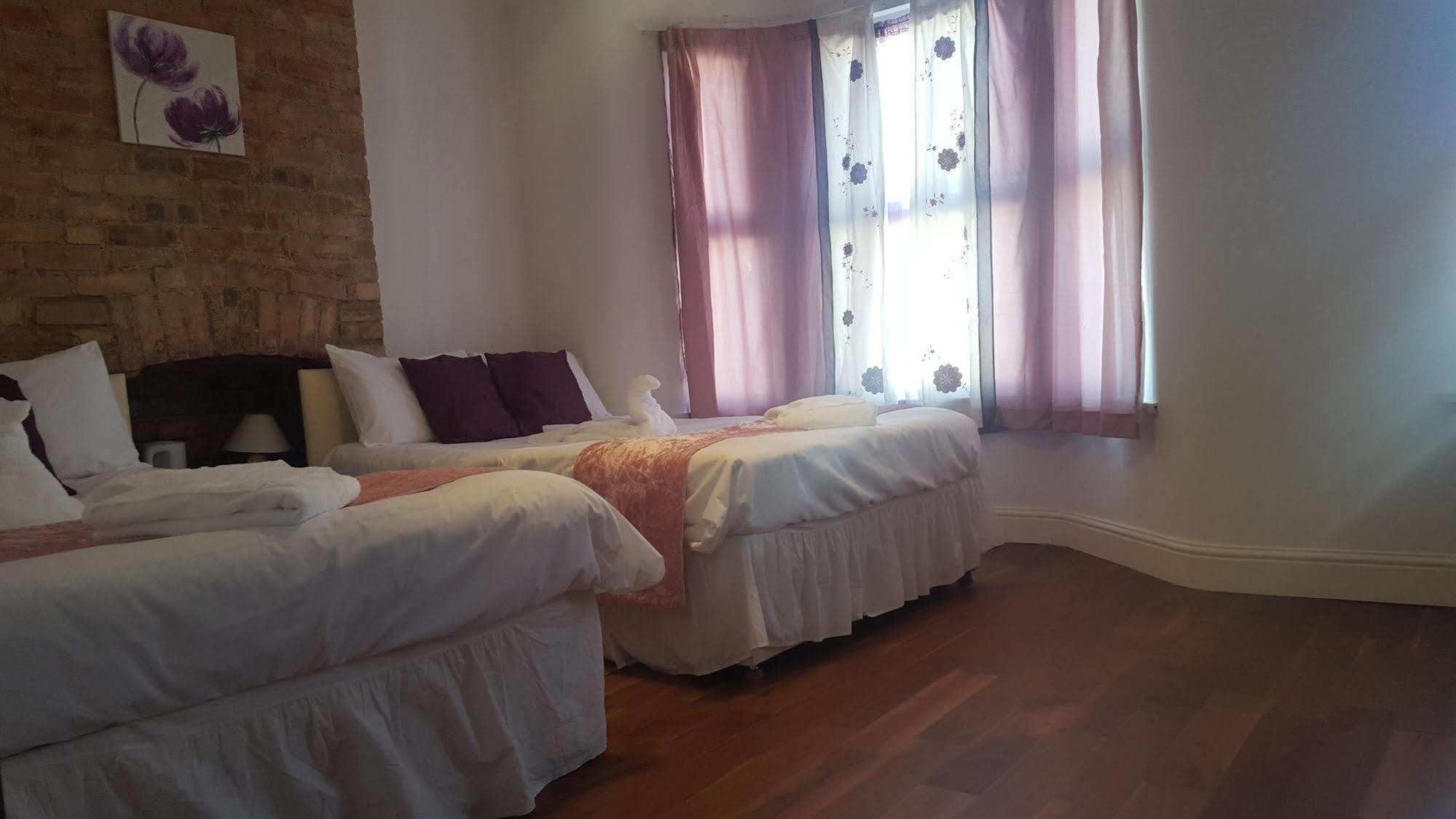 Paradise Accomodation London
