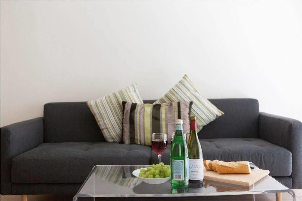 Monument Street Apartment