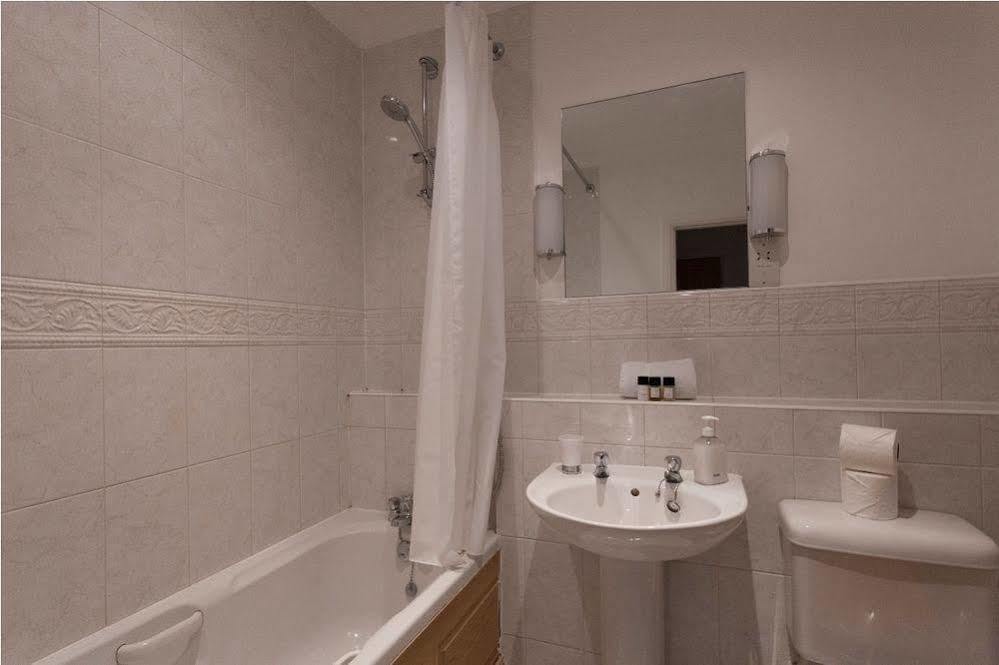 Monument Street Apartment