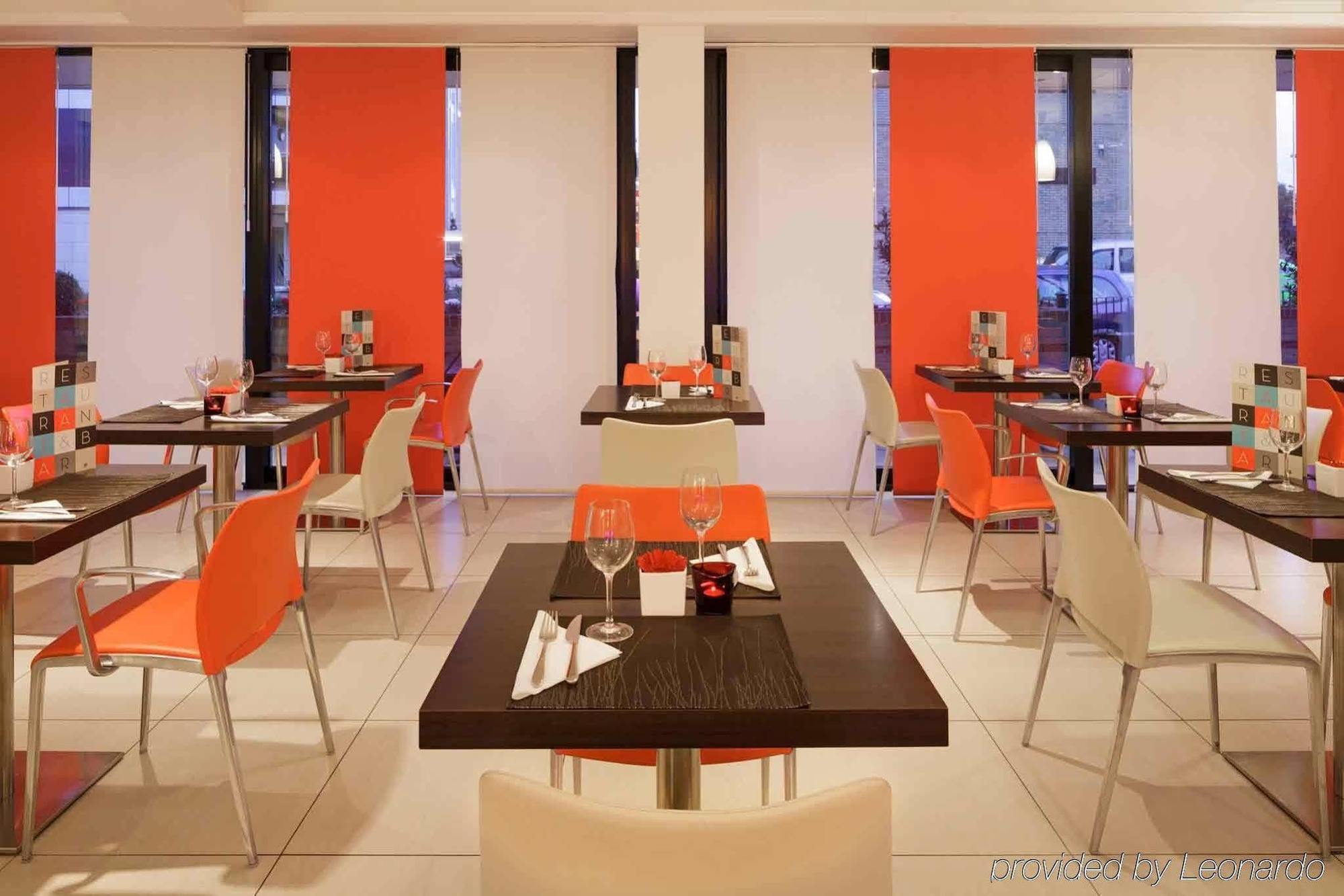 Ibis Docklands Canary Wharf Hotel 3*