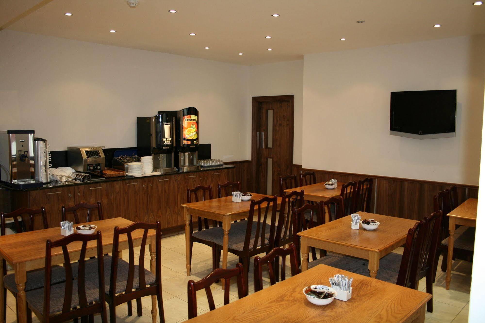 Hotel Westbury London