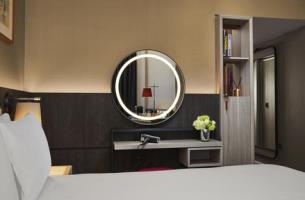 The Trafalgar St. James, Curio Collection By Hilton 5* London