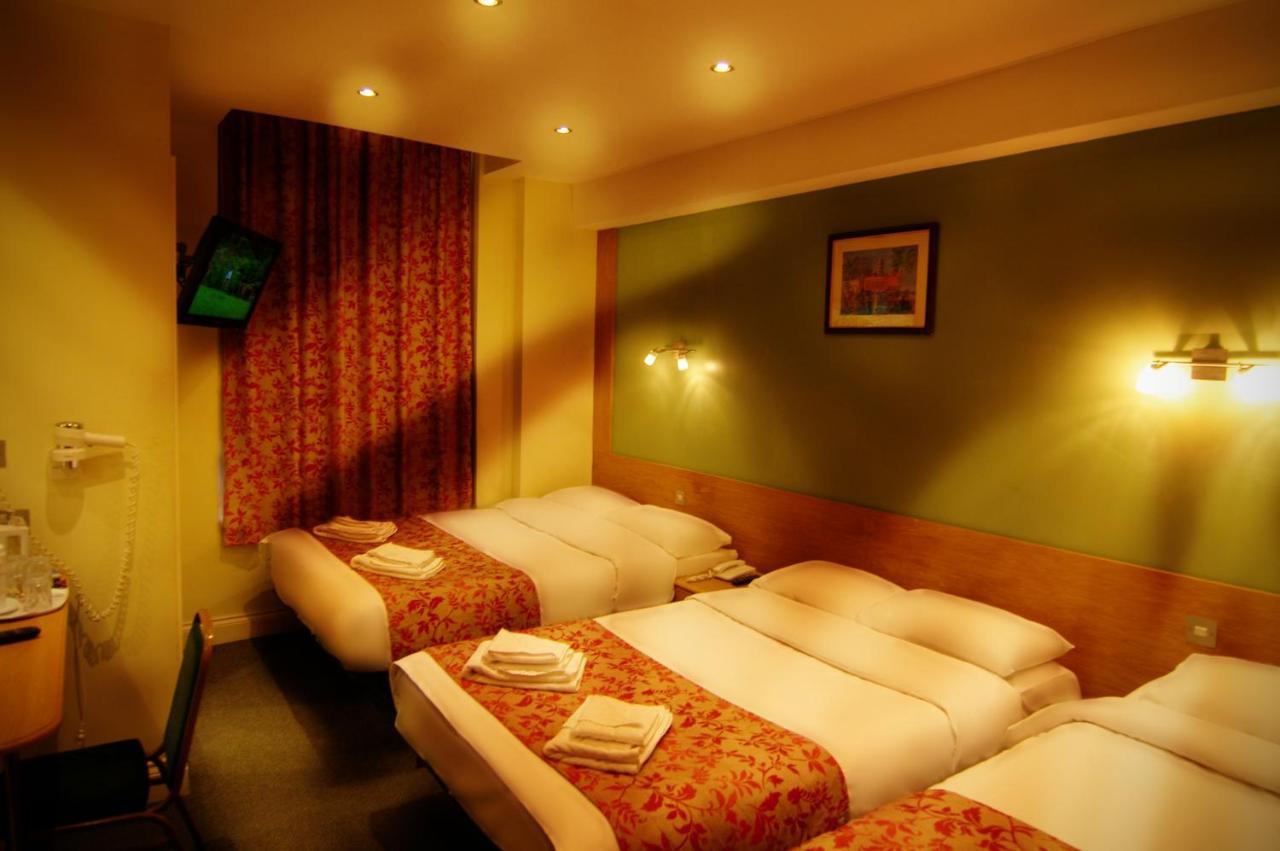 Hotel Westbury London