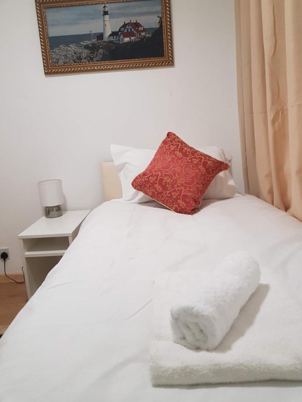 Forest In Bed & Breakfast London