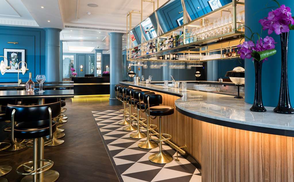 The Trafalgar St. James, Curio Collection By Hilton London