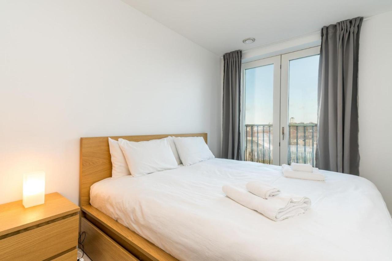 New 2bd Flat 4mins To Excel Centre Fast City Links Apartment *