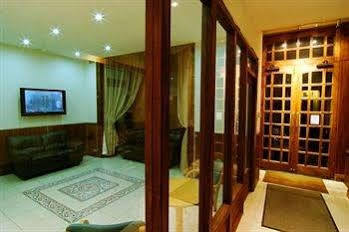 Westbury 3* London