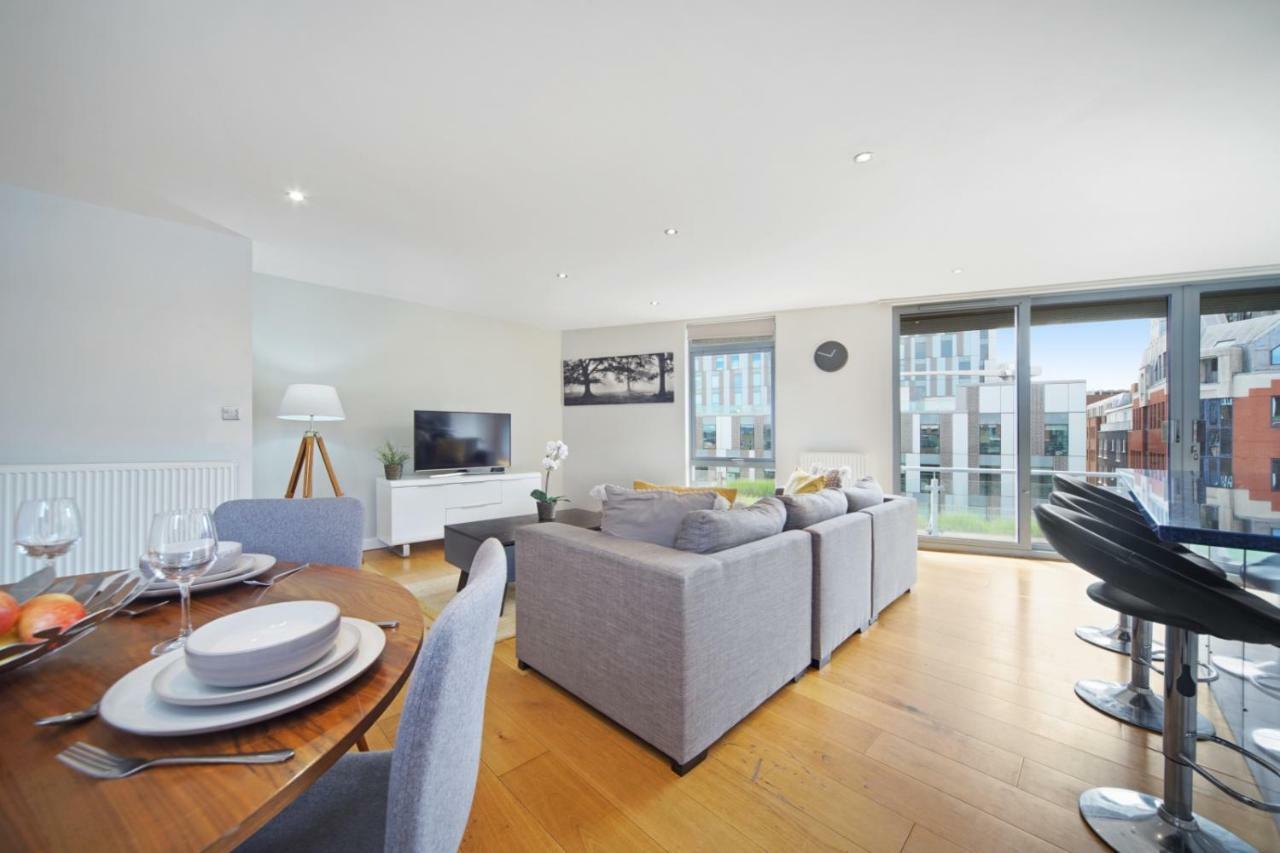 2 Bed Executive Penthouse Near Liverpool Street Free Wifi By Aparts London
