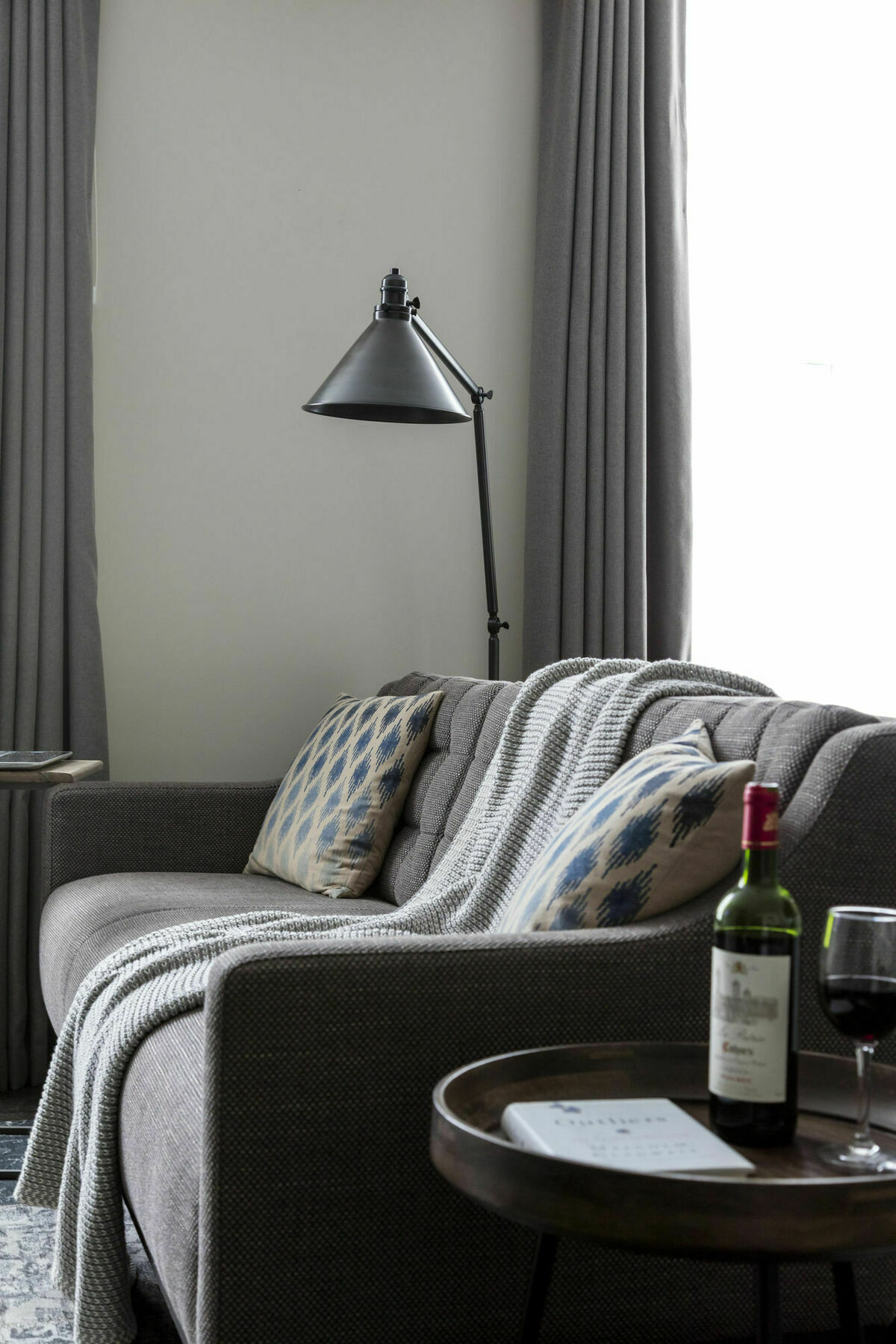 Cove Cannon Street Aparthotel