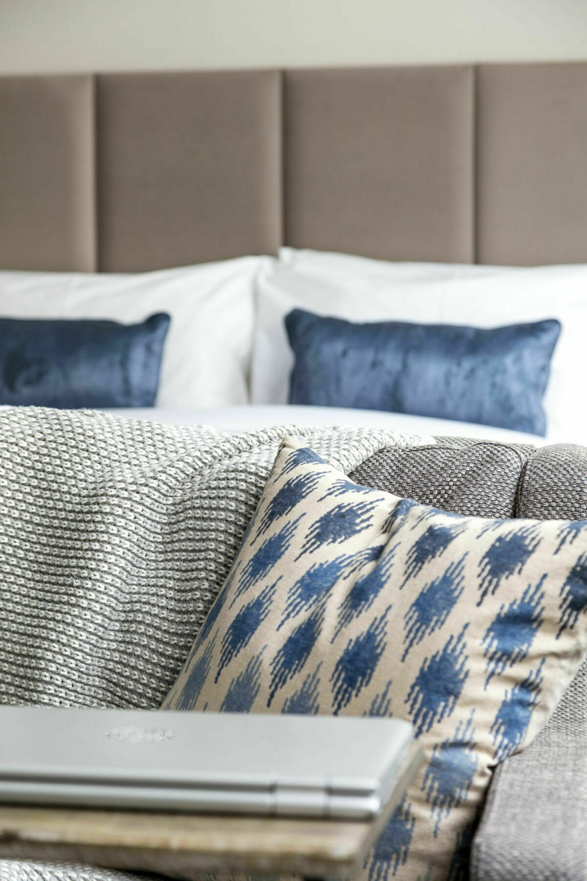 Cove Cannon Street Aparthotel