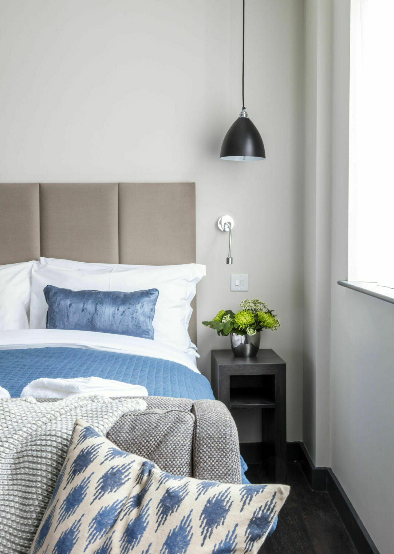 Cove Cannon Street Aparthotel 4*
