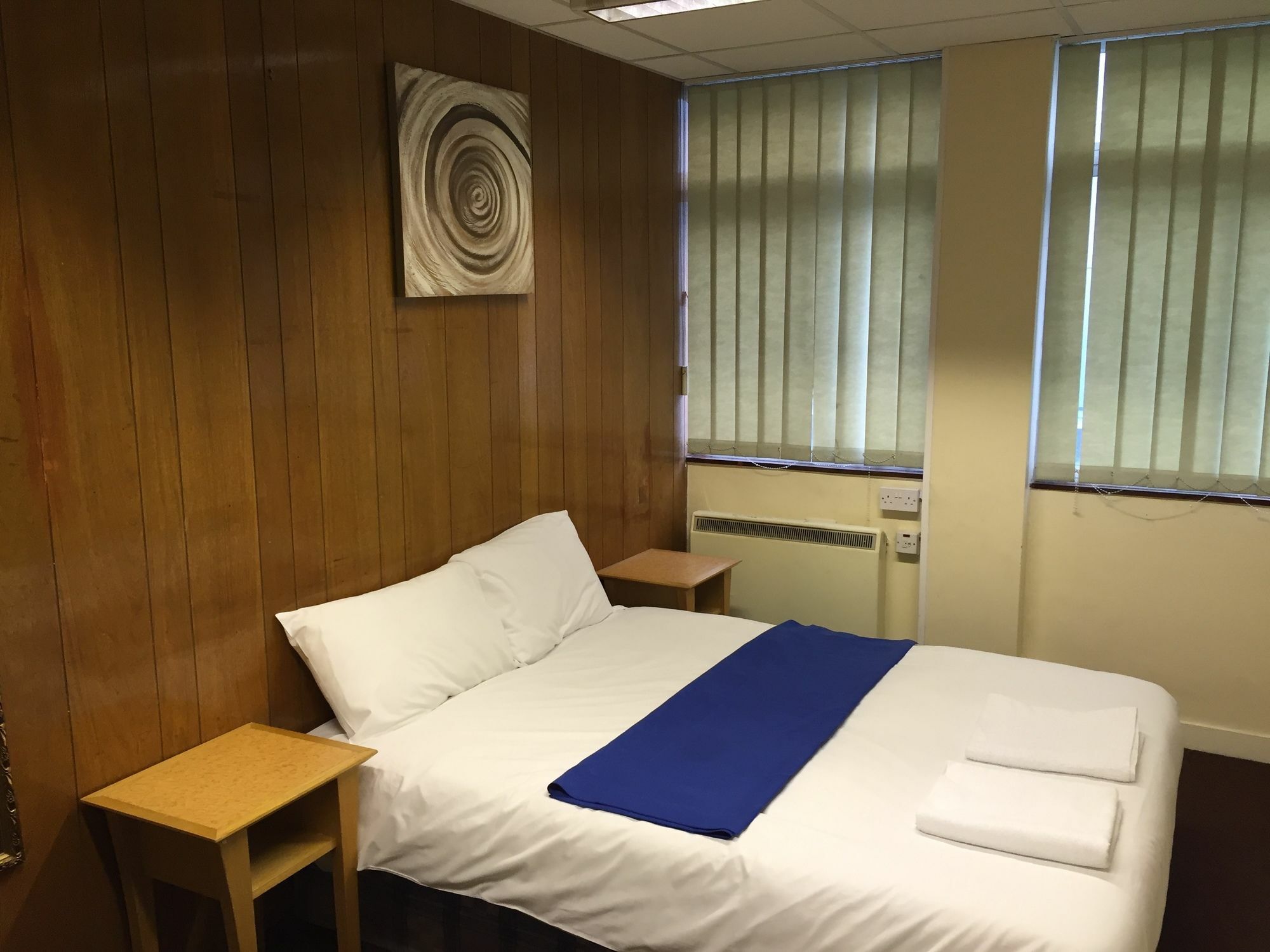 Guest house Coronation House London