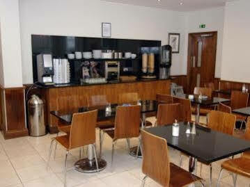 Westbury 3* London