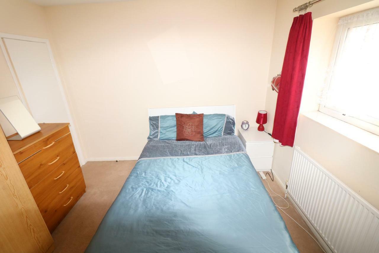 Abbey Private House With Lovely Garden * London