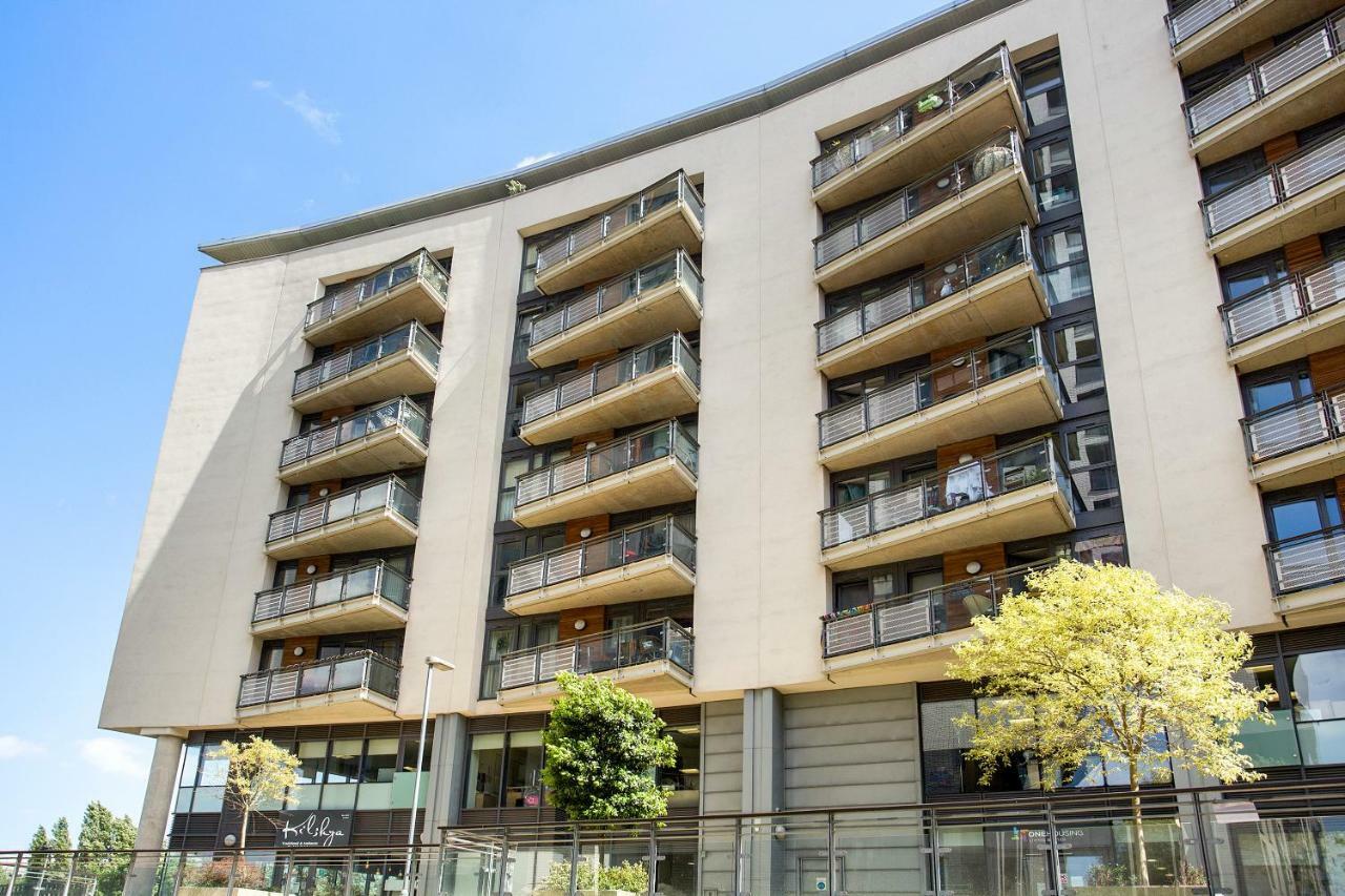 Apartment Beautiful, Secure, 2-bedroom Canal-side *