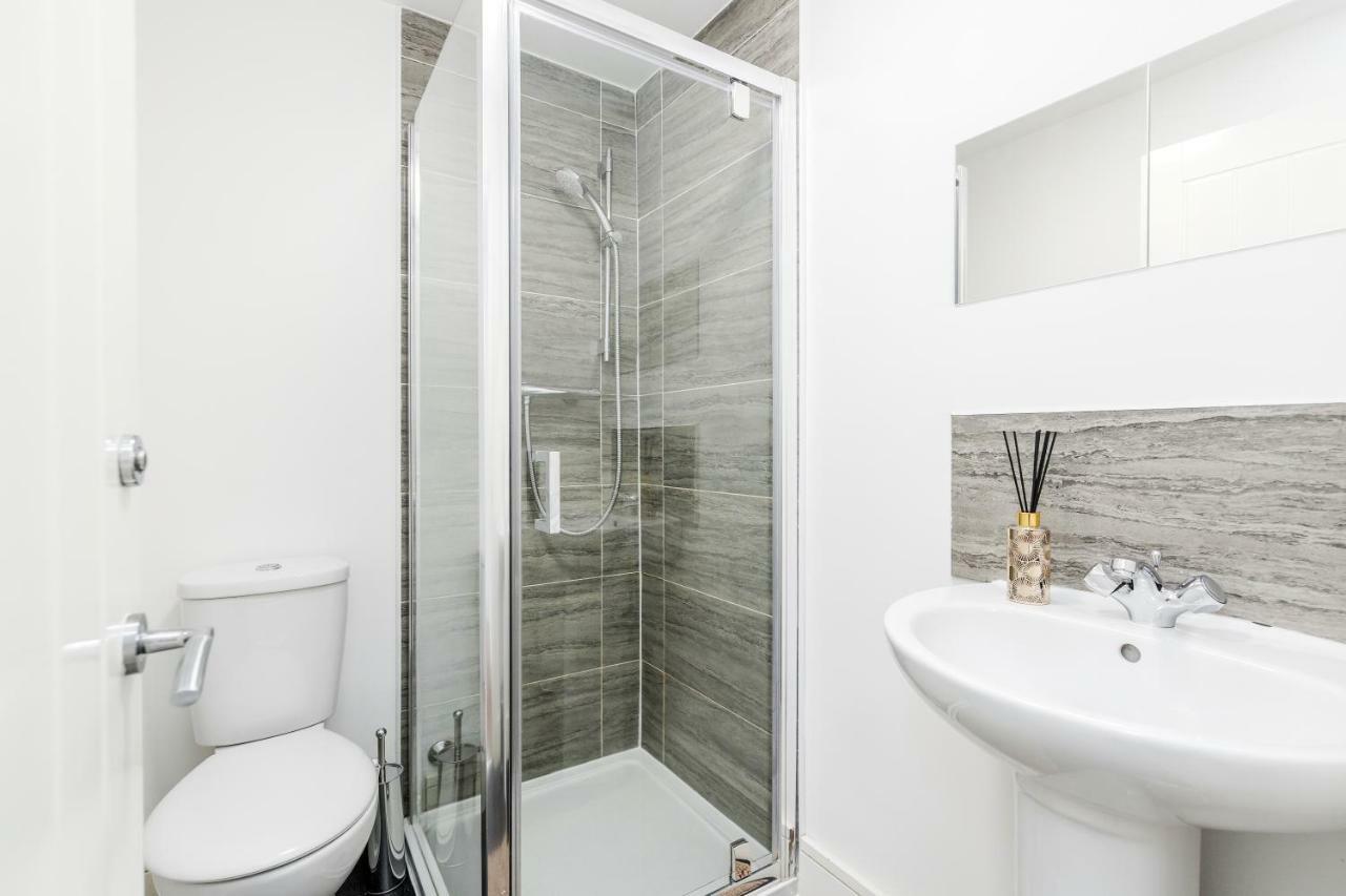 Serviced /excel/ Olympic City/ O2 Arena Apartment