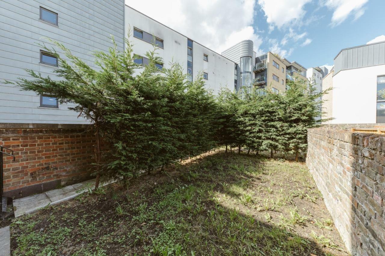 Apartment Regent Canal London