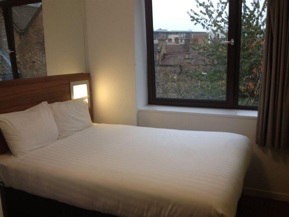 Point A Liverpool Street Hotel 3*