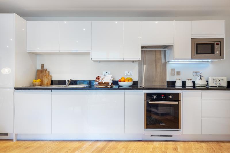 Canary Gateway Serviced 4* London