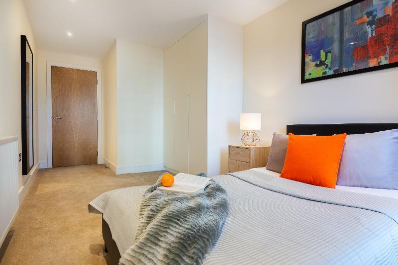Canary Gateway Serviced Hotel London