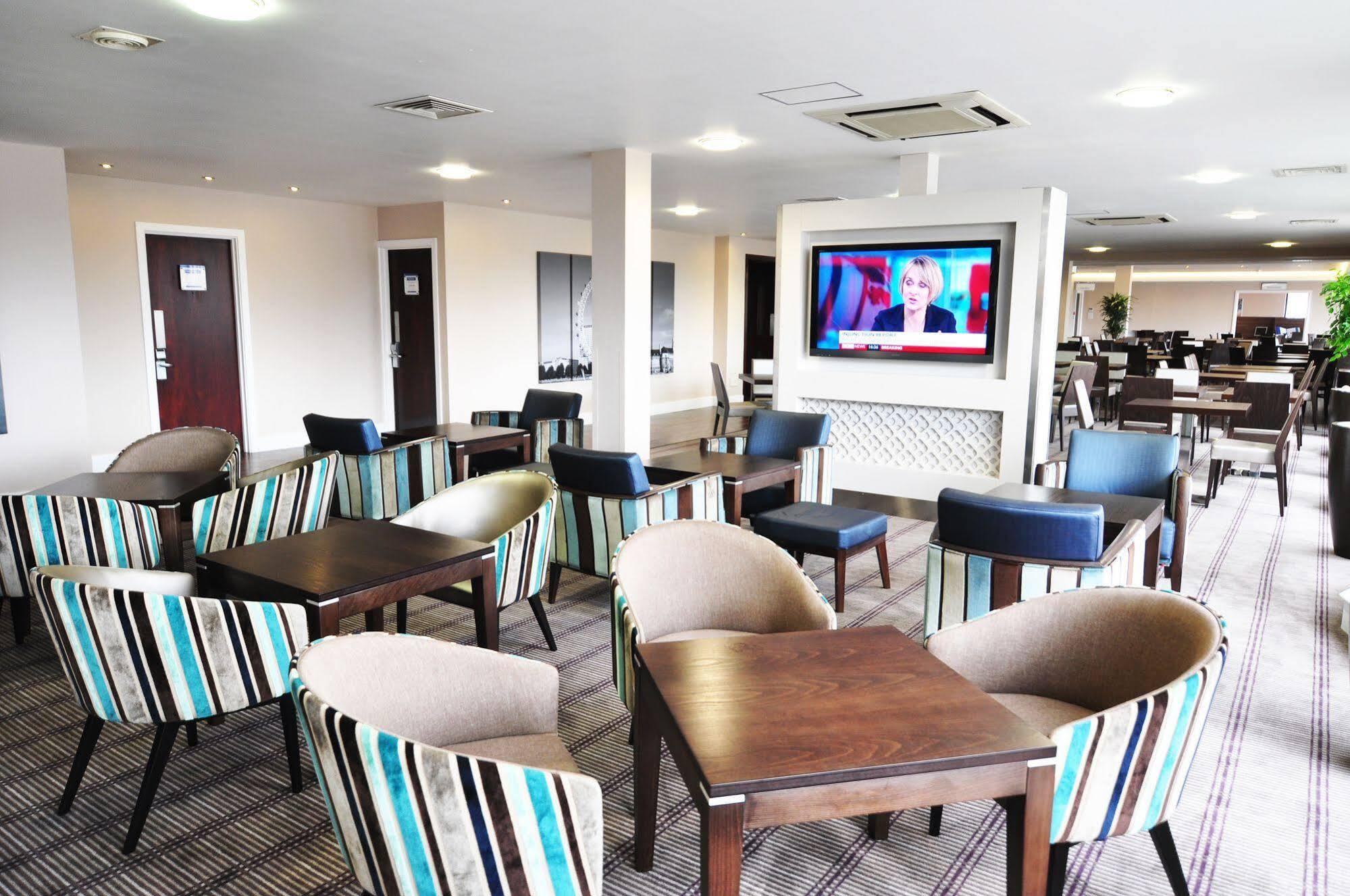Hotel Express Royal Docks By Ihg