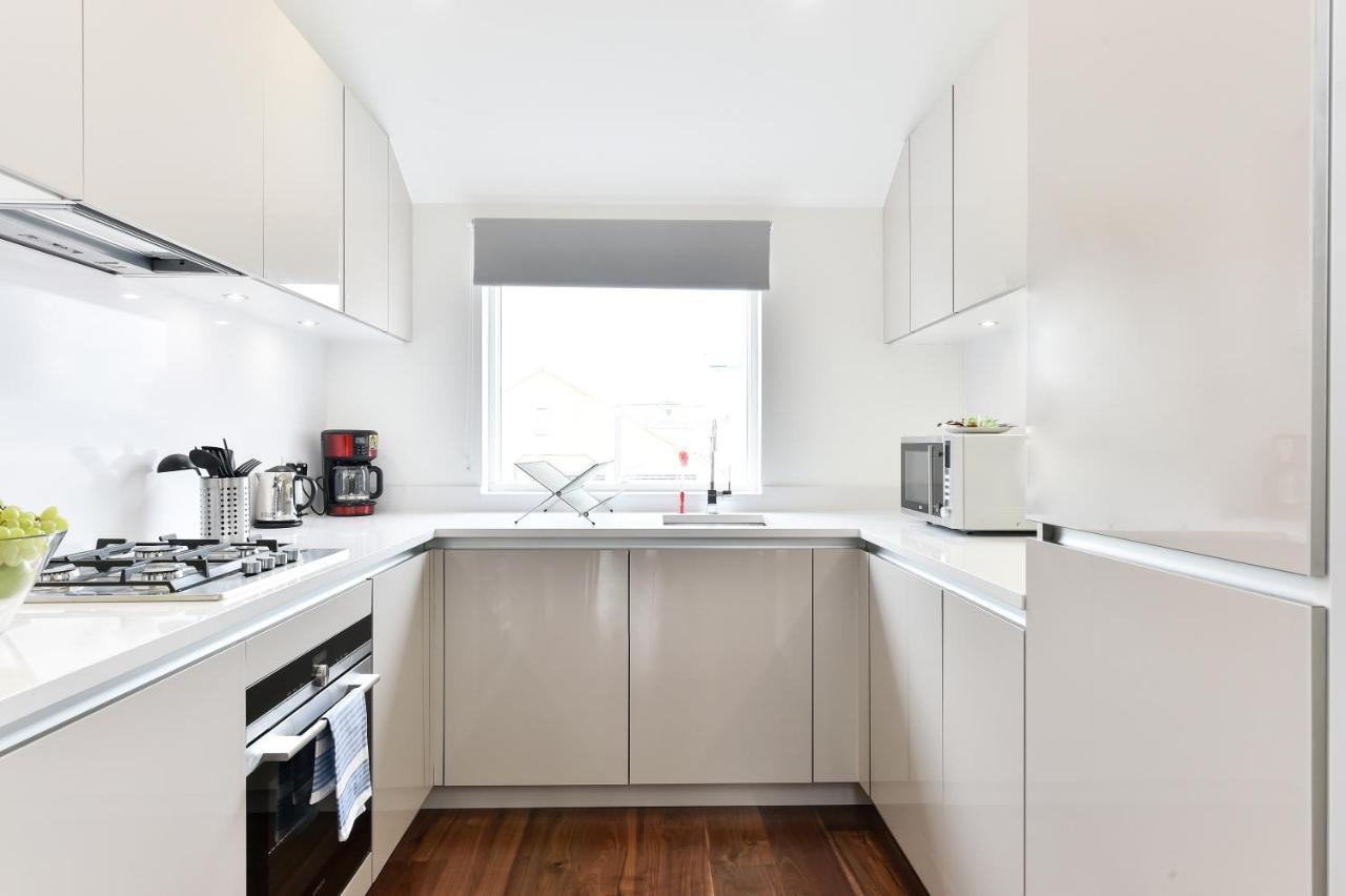 Tower Bridge Apartment