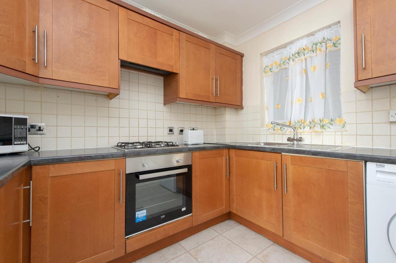 Abkat Three Bedroom * London