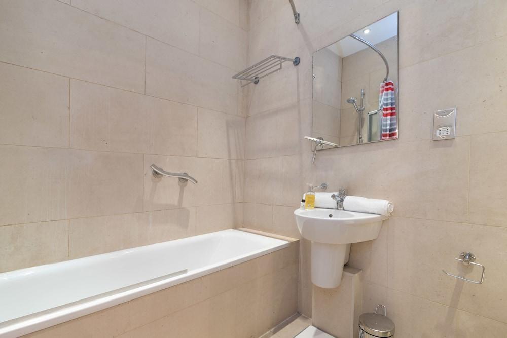 Hideout By Austin David Apartments London
