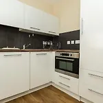 Zeni Studio, In Central London