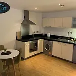 Angel Lee Serviced Accommodation, Diego London, 1 Bedroom Apartment