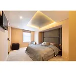 Berkeley Square Apartments