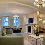 Berkeley Square Apartments
