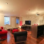 Lovely Central 2 Bed Garden Flat Warren Street