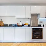 Canary Gateway Apartments By Squa.Re