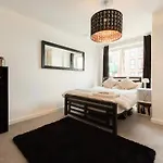 Lovely 2 Bed Apartment 15Mins From Bond St