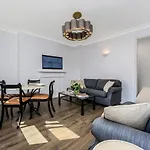 10 Curzon Street By Mansley