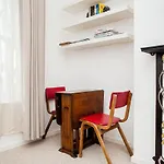 Stylish One Bedroom Flat in Vauxhall