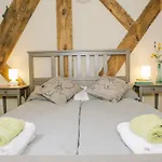 New London Apartments