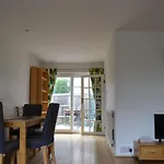 Lovely 3 Bedroom House Wimbledon