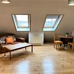 Beautiful Apartment With Terrace Near Kentish Town