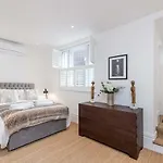 2 Bed Garden Flat With Air Con By Fulham Broadway