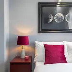 Spacious Apartment In King\'S Cross St Pancras