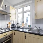 Spacious Apartment In King\'S Cross St Pancras