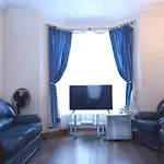 Stayeasy B&B In Trendy Heart Of London