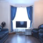 Stayeasy B&B In Trendy Heart Of London