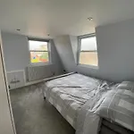 3 Bed Apartment In Colliers Wood