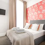 Notting Hill Hotel By Capital