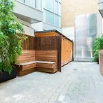 10 Eagle Court, Farringdon